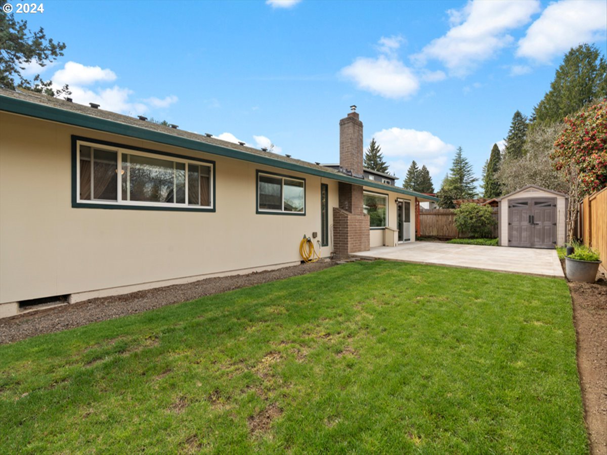 14075 Southwest Rochester Drive Beaverton, OR 97008 - Photo 24 of 25 Backyard