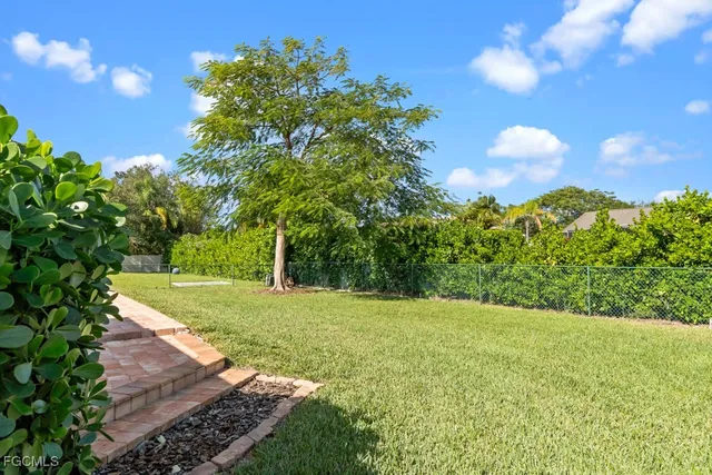 a view of a entryway door of the house