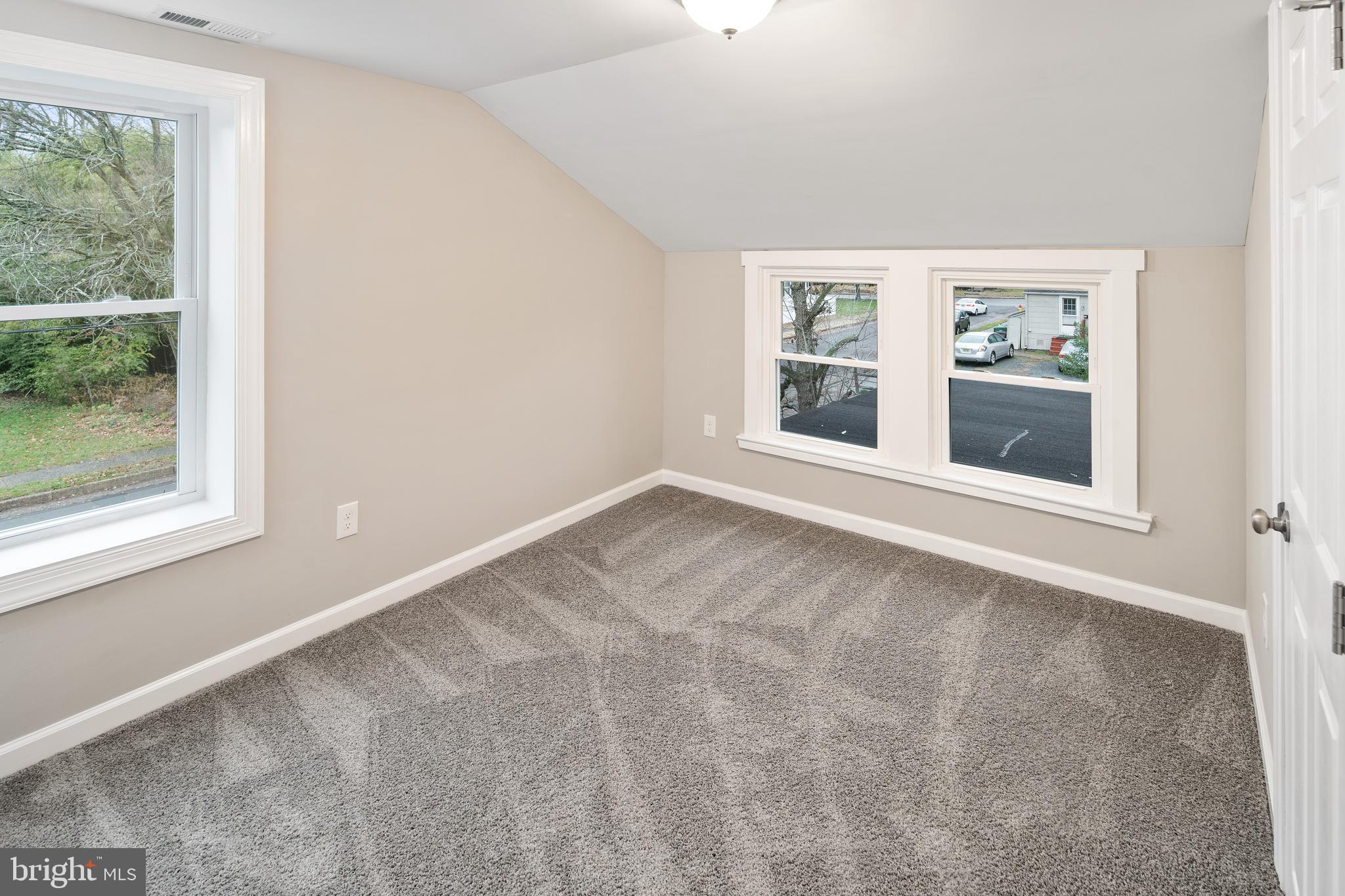 425 Lakeview Avenue Pitman, NJ 08071 - Photo 27 of 37