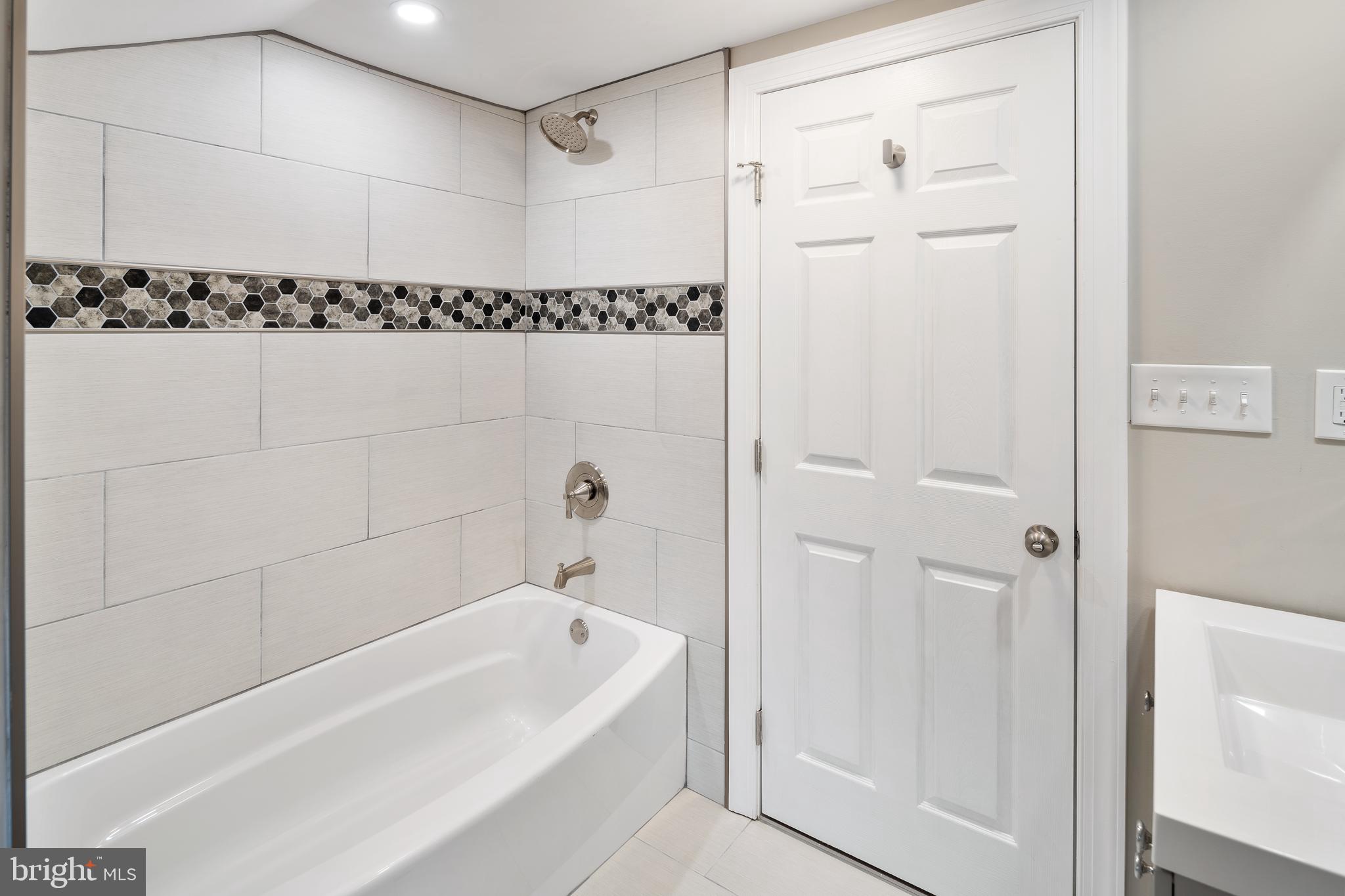 425 Lakeview Avenue Pitman, NJ 08071 - Photo 29 of 37