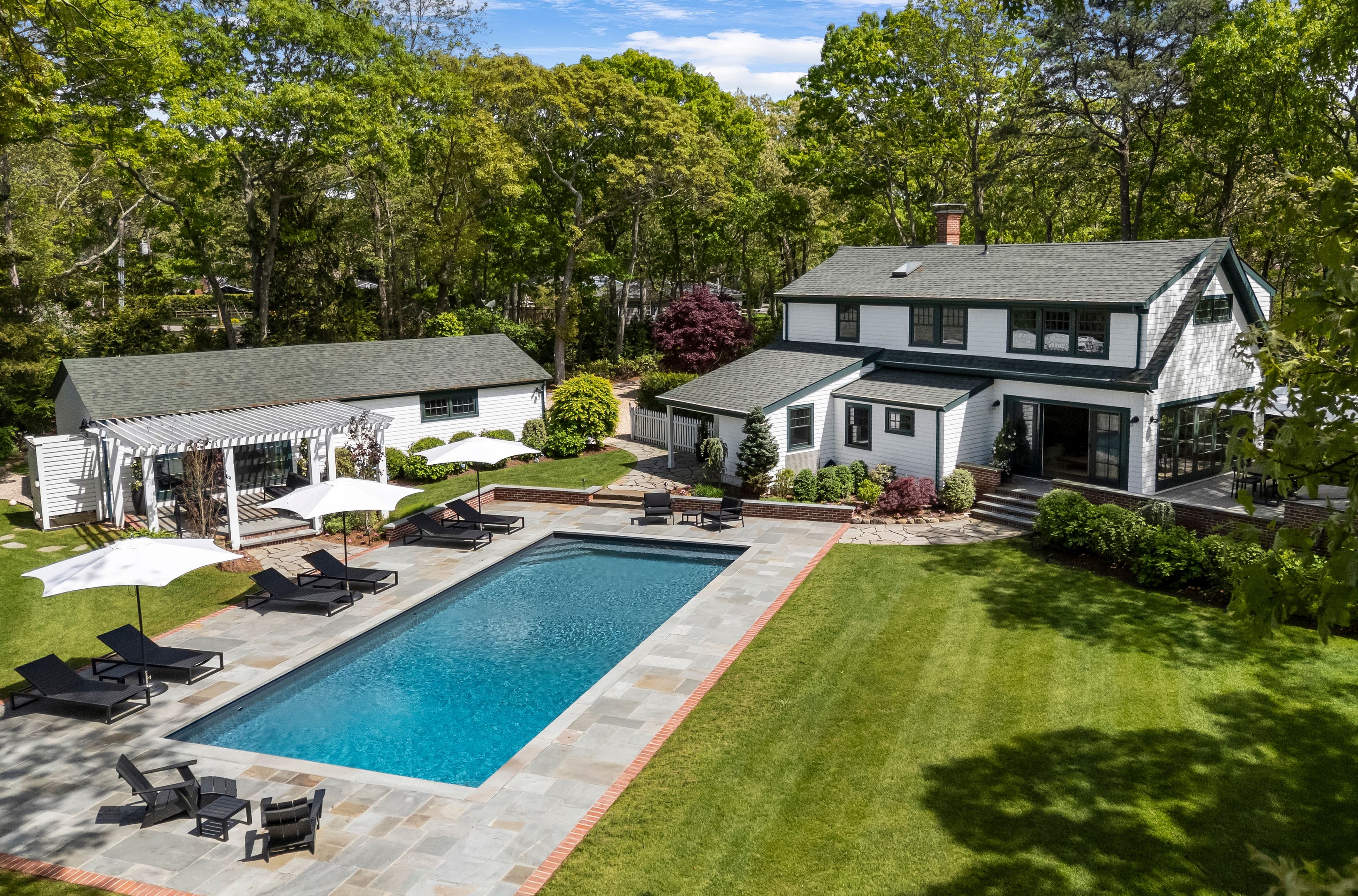 91 East Tiana Road Hampton Bays, NY 11946 - Photo 7 of 48
