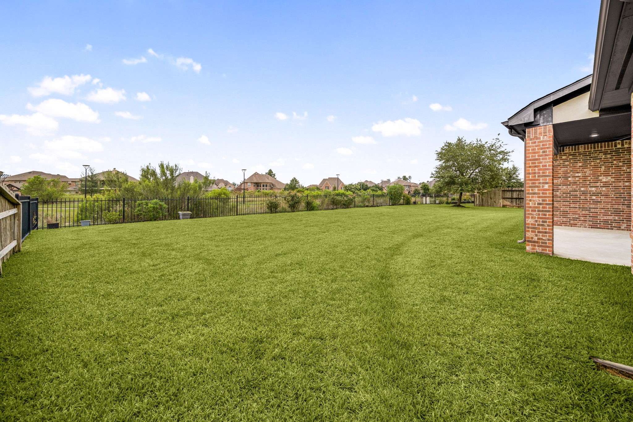 3622 Sage Hollow Drive Spring, TX 77386 - Photo 35 of 46 Experience ultimate privacy and tranquility with this rare lot configuration that backs directly to a lush greenbelt with absolutely no rear neighbors looking into your yard.