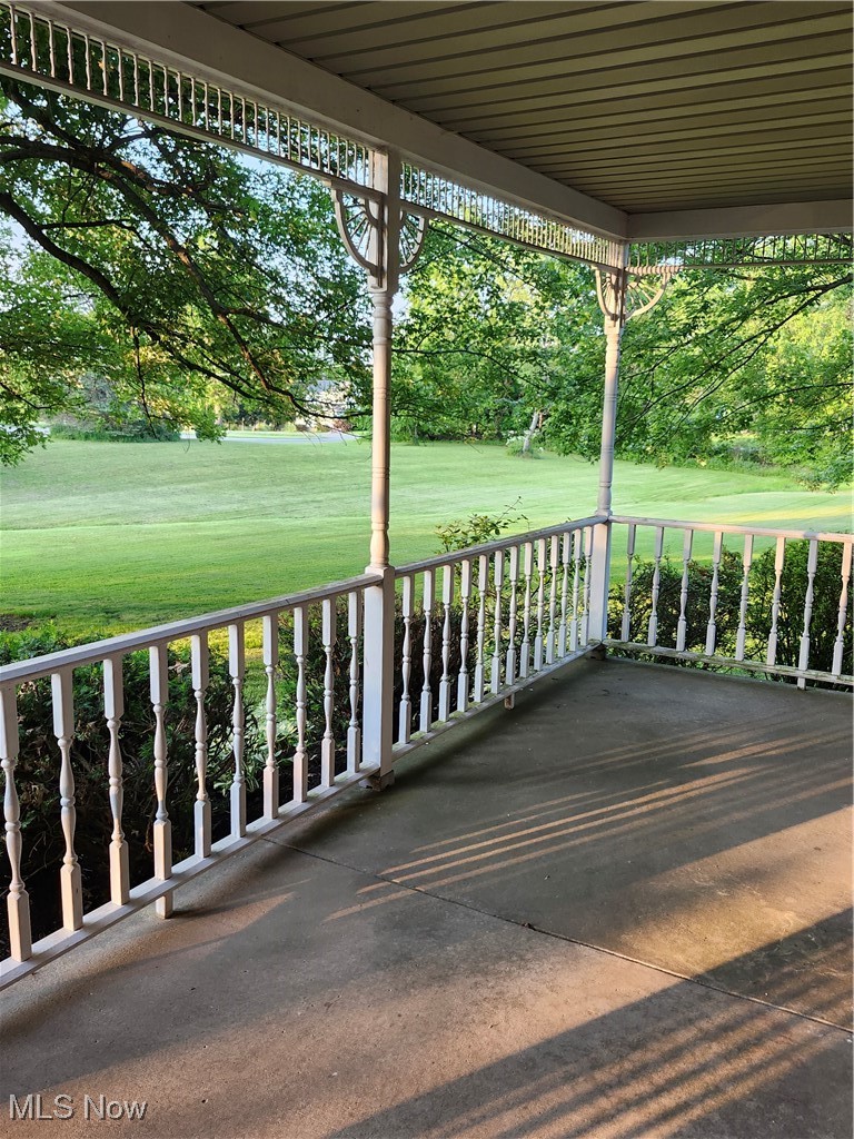 3952 Laubert Road Atwater, OH 44201 - Photo 4 of 50