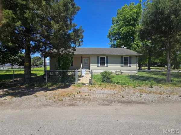 $59,404 | 403 Tyler Avenue, East Prairie, MO 63845