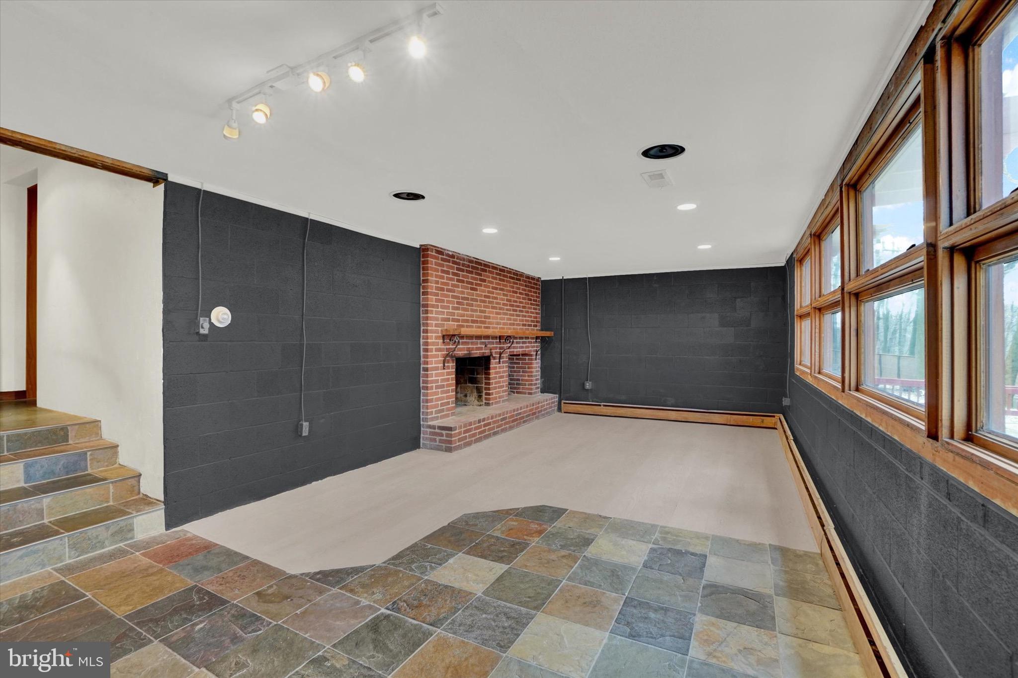 251 Greendale Road York, PA 17403 - Photo 25 of 31