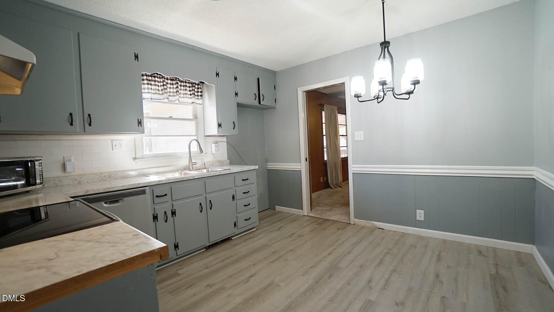 3916 Ingram Drive Raleigh, NC 27604 - Photo 11 of 32 Eat in Kitchen