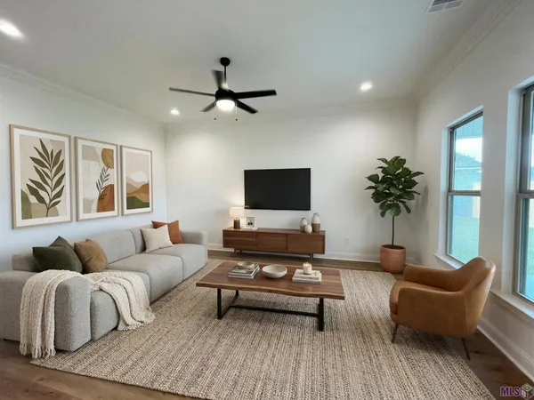 $276,630 | 26153 Willette Avenue, Denham Springs, LA 70726