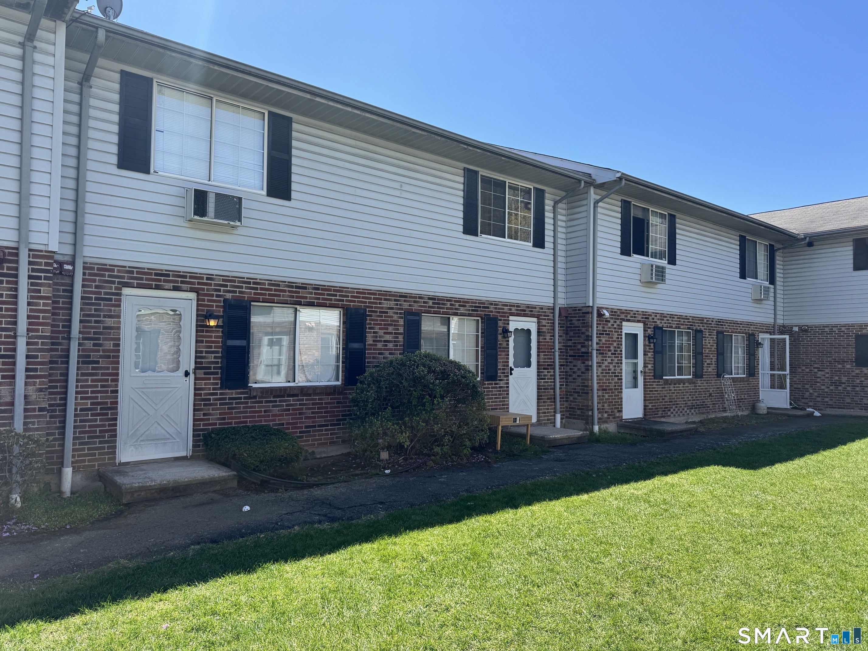 975 Meriden Road, Unit 91 Waterbury, CT 06705 - Photo 14 of 19 Gallery Image 14