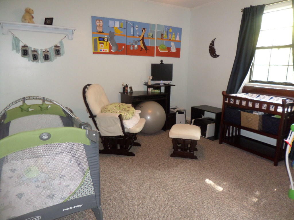 110 Claremont Road Oak Ridge, TN 37830 - Photo 17 of 30 Bedroom 3