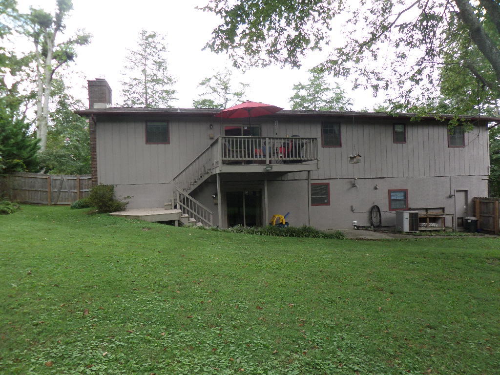110 Claremont Road Oak Ridge, TN 37830 - Photo 28 of 30 Back of House