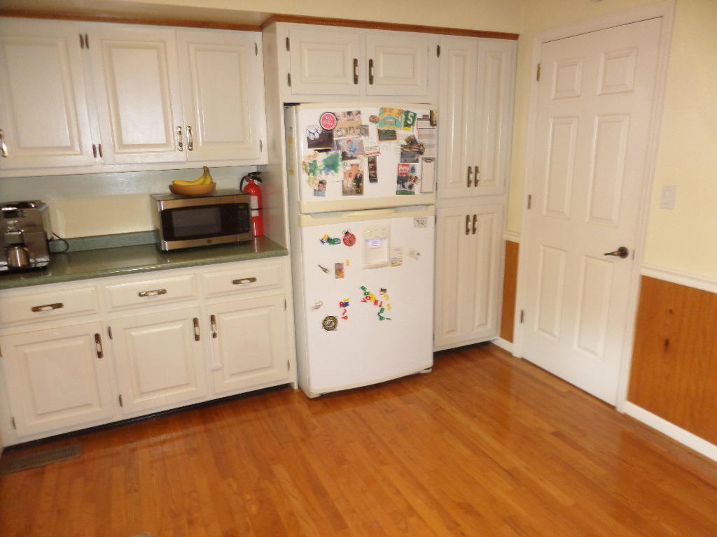 110 Claremont Road Oak Ridge, TN 37830 - Photo 4 of 30 Kitchen