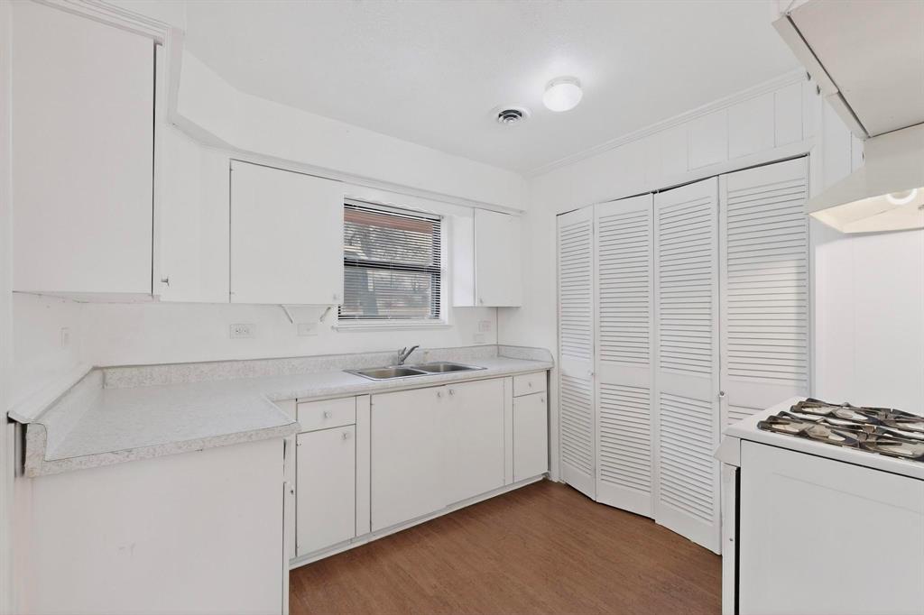 1706 Shepherd Lane Dallas, TX 75253 - Photo 17 of 40