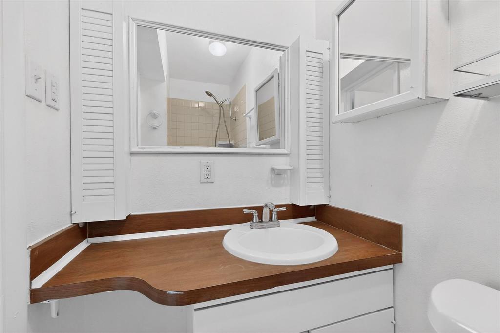 1706 Shepherd Lane Dallas, TX 75253 - Photo 27 of 40