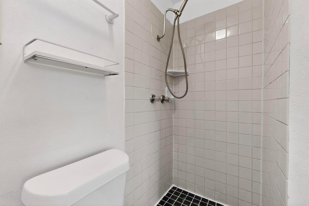 1706 Shepherd Lane Dallas, TX 75253 - Photo 28 of 40