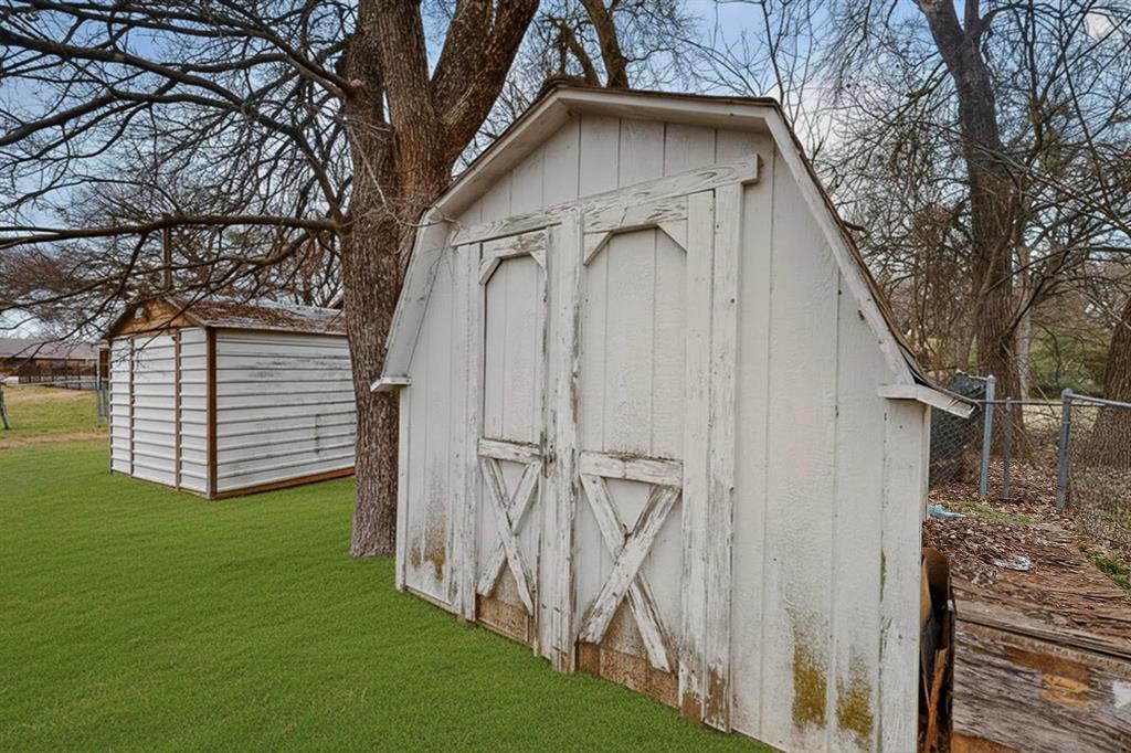 1706 Shepherd Lane Dallas, TX 75253 - Photo 36 of 40