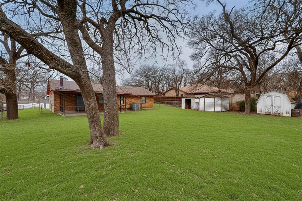 1706 Shepherd Lane Dallas, TX 75253 - Photo 6 of 40