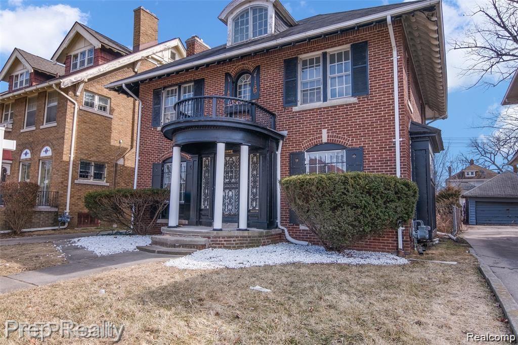2221 Atkinson Street Detroit, MI 48206 - Photo 3 of 45 Exterior Front Right