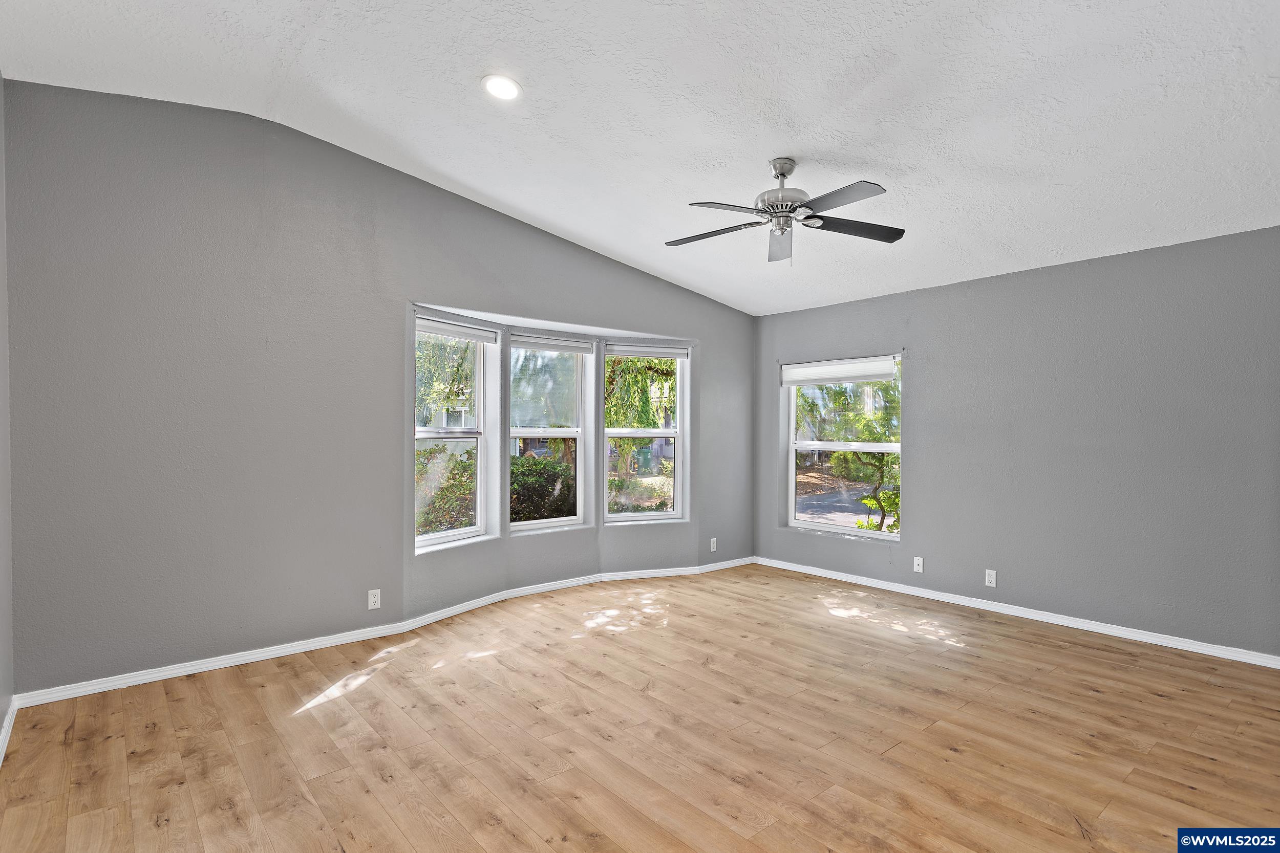 1545 Fern Ridge Road Southeast, Unit 5 Stayton, OR 97383 - Photo 10 of 26 Gallery Image 10