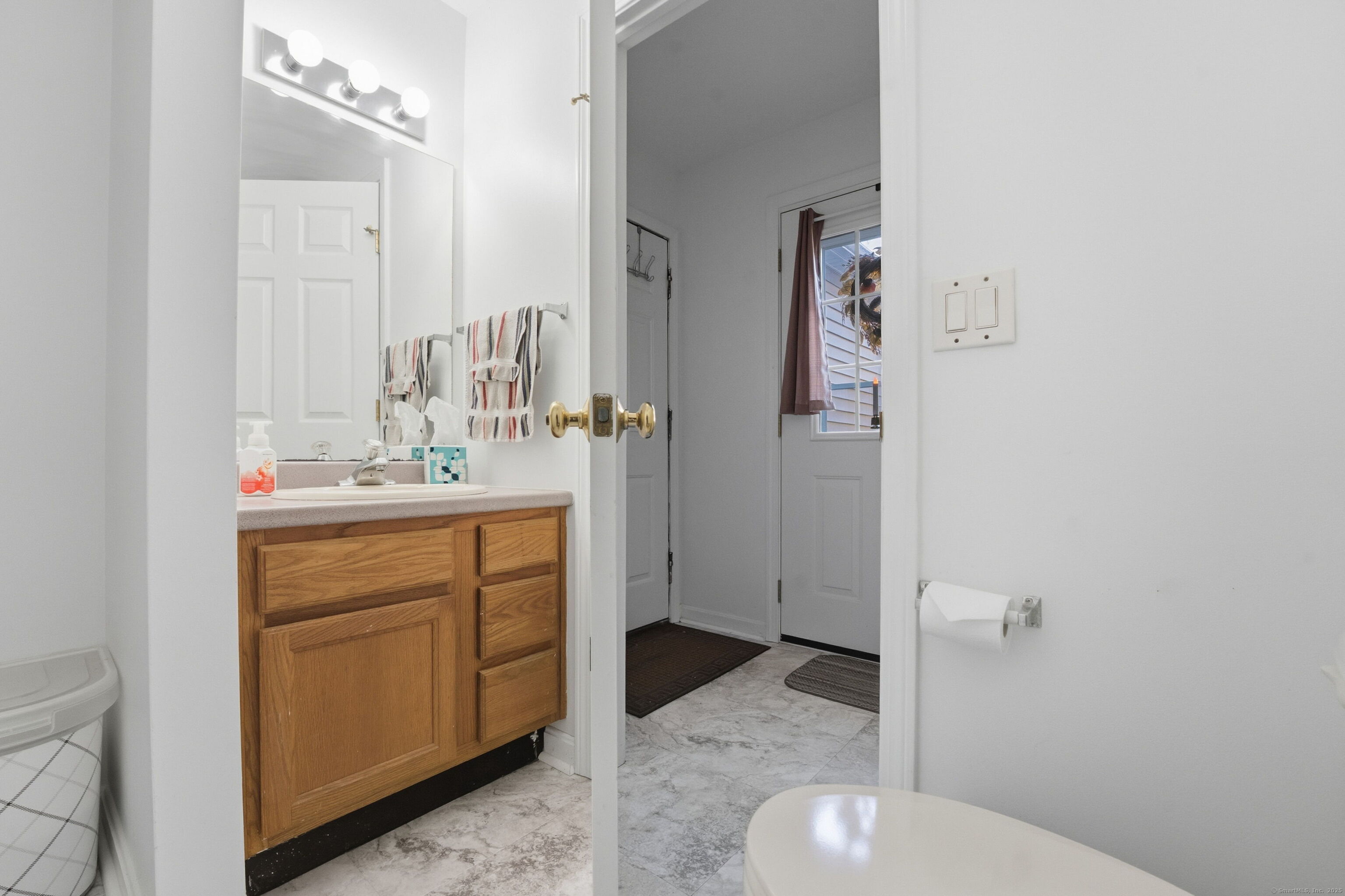 134 Iron Street Ledyard, CT 06339 - Photo 16 of 28