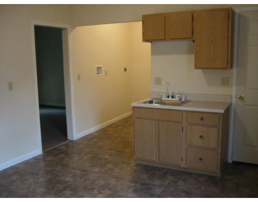 29 Webster Street Springfield, MA 01104 - Photo 7 of 9 Gallery Image 7
