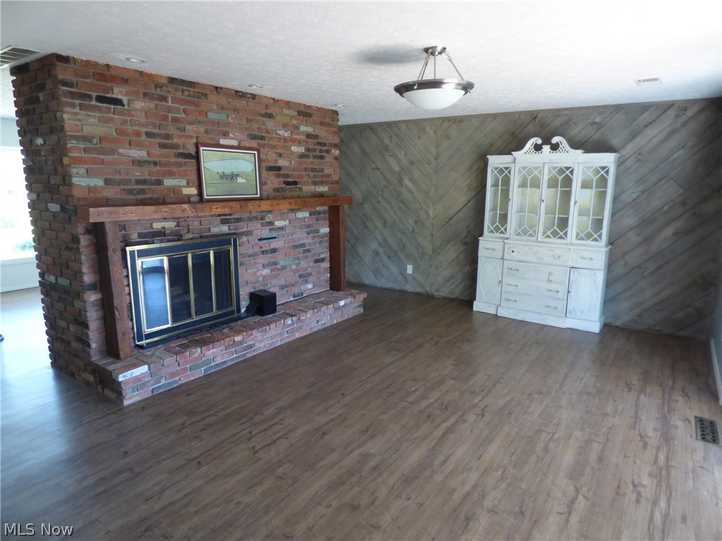 4036 State Road Medina, OH 44256 - Photo 9 of 34
