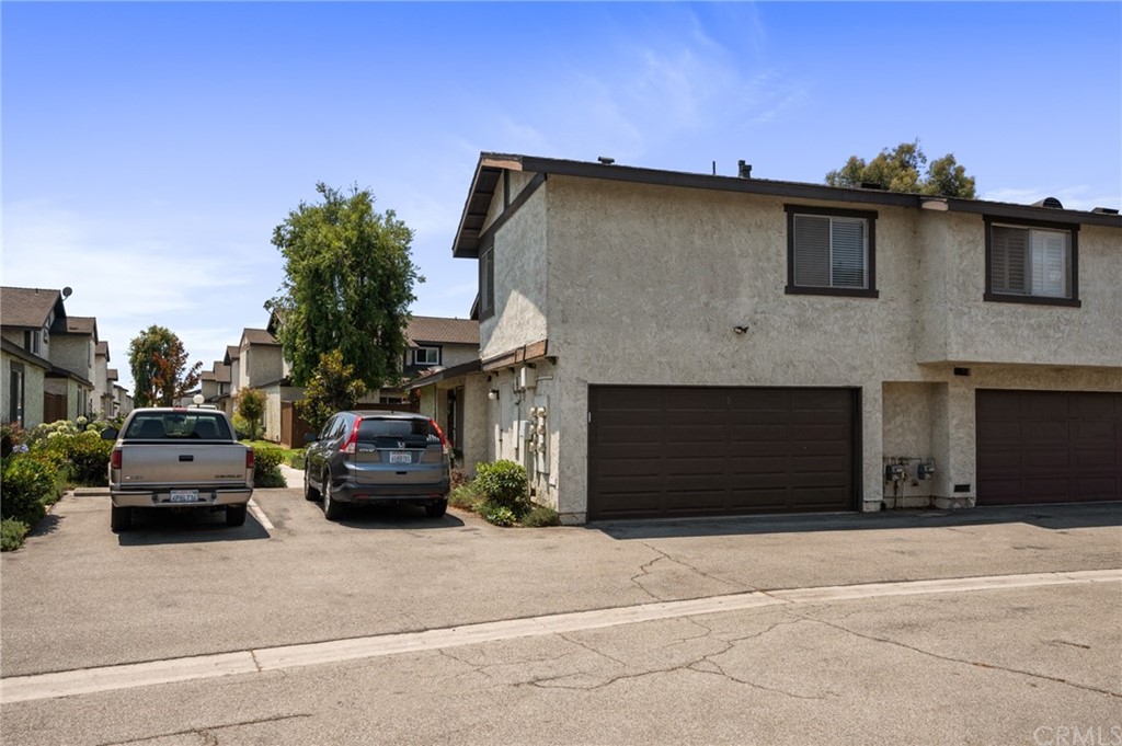 22314 Harbor Ridge Lane, Unit 5 Torrance, CA 90502 - Photo 4 of 33