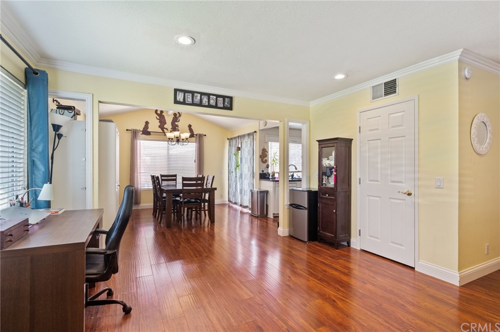 22314 Harbor Ridge Lane, Unit 5 Torrance, CA 90502 - Photo 7 of 33