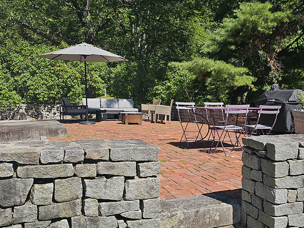 608 River Road Newcastle, ME 04553 - Photo 16 of 102 Brick Patio