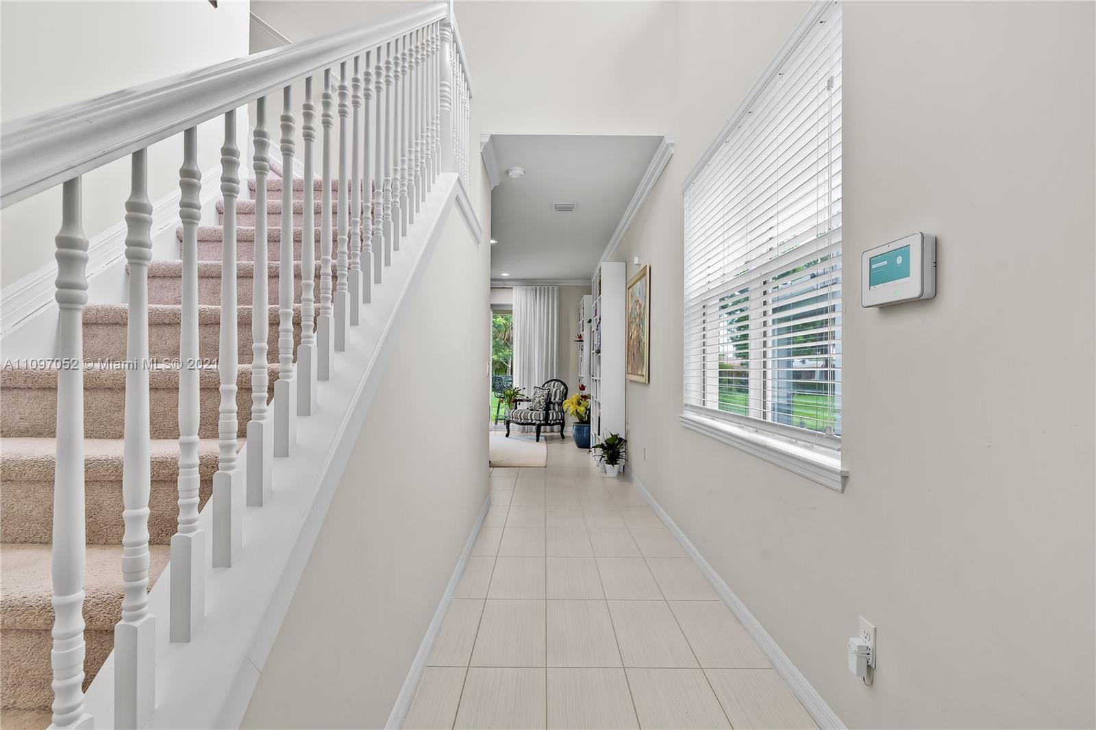 4325 Large Leaf Lane Hollywood, FL 33021 - Photo 15 of 42 a view of entryway with workspace