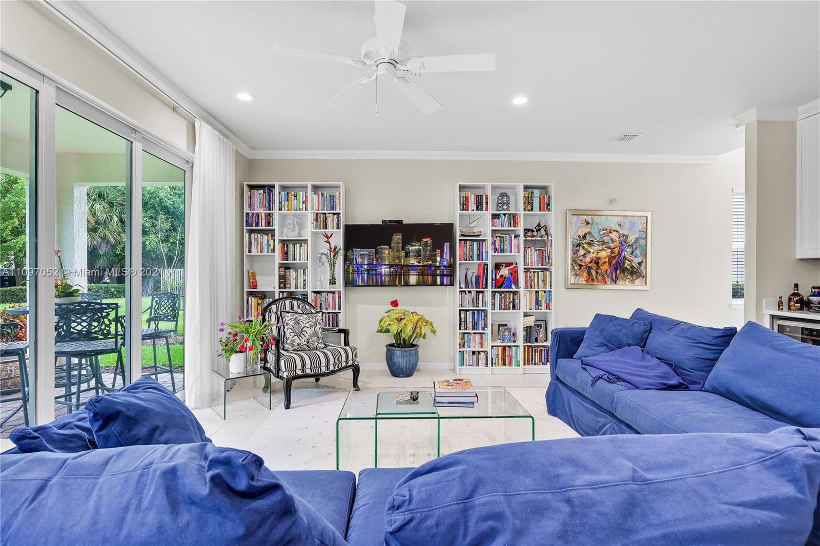 4325 Large Leaf Lane Hollywood, FL 33021 - Photo 18 of 42 a living room with furniture and large window