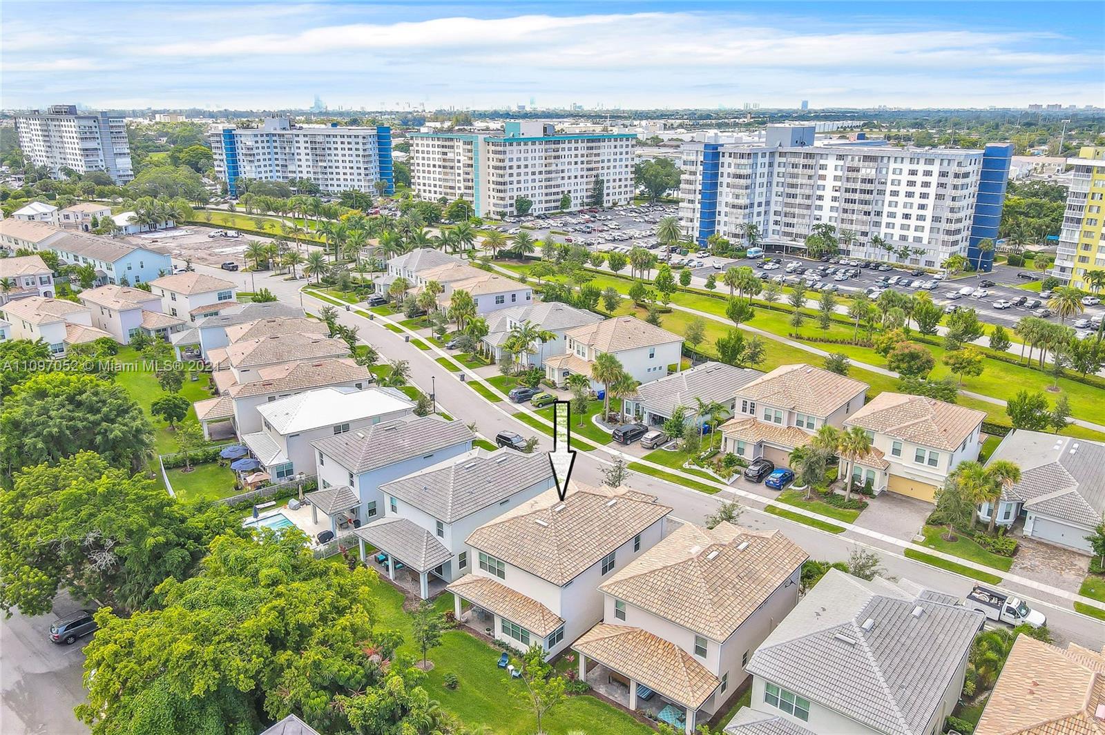 4325 Large Leaf Lane Hollywood, FL 33021 - Photo 6 of 42 an aerial view of residential building and lake view