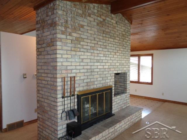 420 Stoneham Road Saginaw, MI 48638 - Photo 6 of 21 Fireplace in Family Room