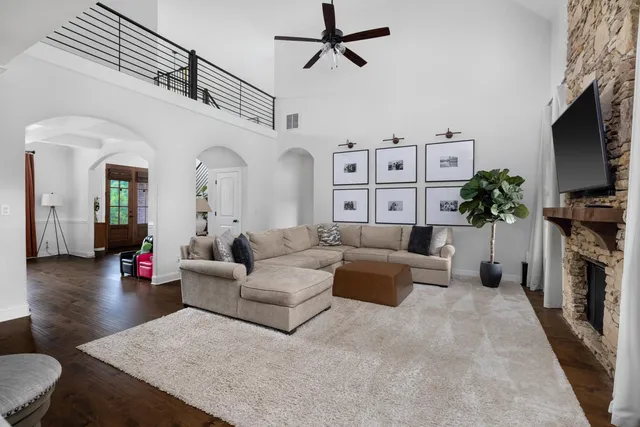 $459,000 | 356 Poplar Lane, Holly Springs, MS 38635