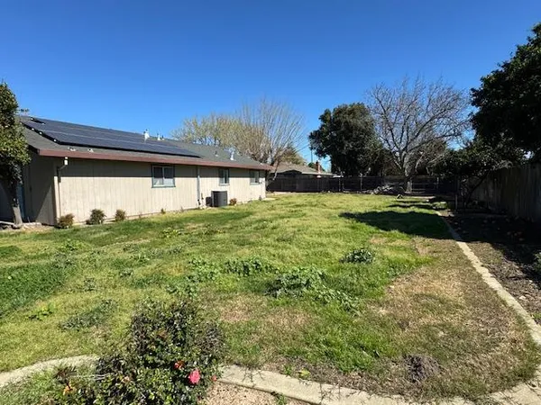 $464,900 | 23 Walnut Tree Drive, Colusa, CA 95932