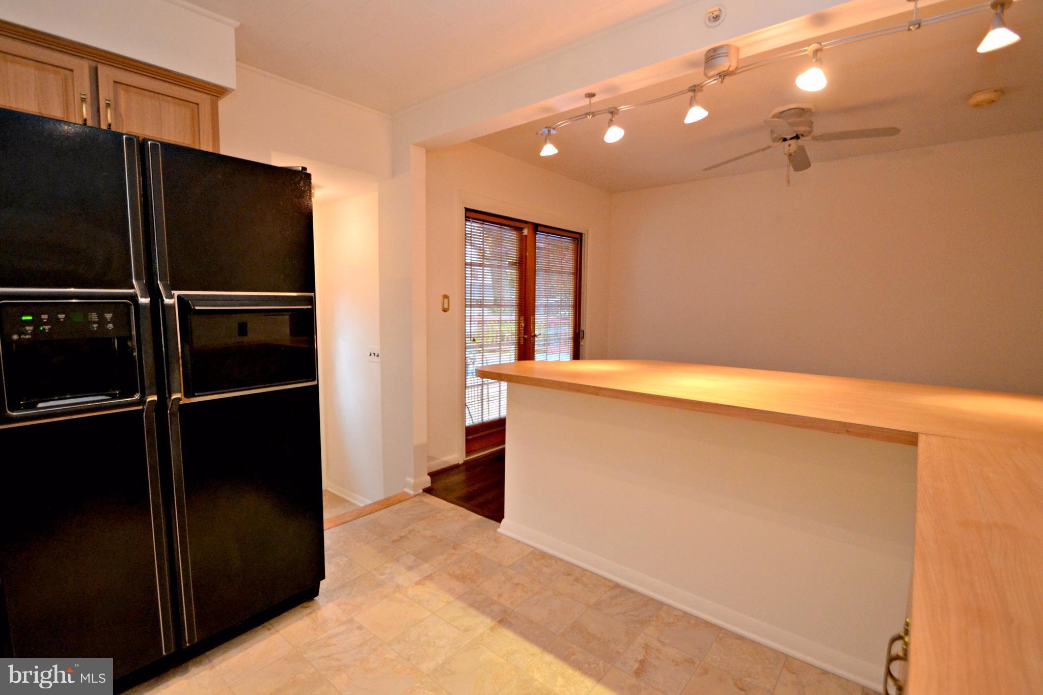 3703 Eastman Road Randallstown, MD 21133 - Photo 9 of 29 Kitchen