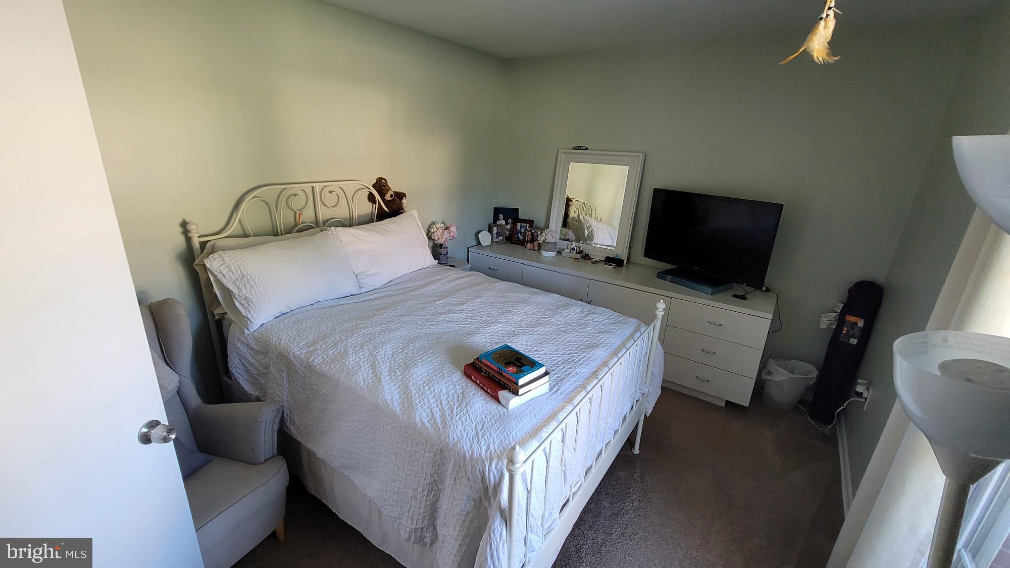 513 Cannon Road Silver Spring, MD 20904 - Photo 5 of 35