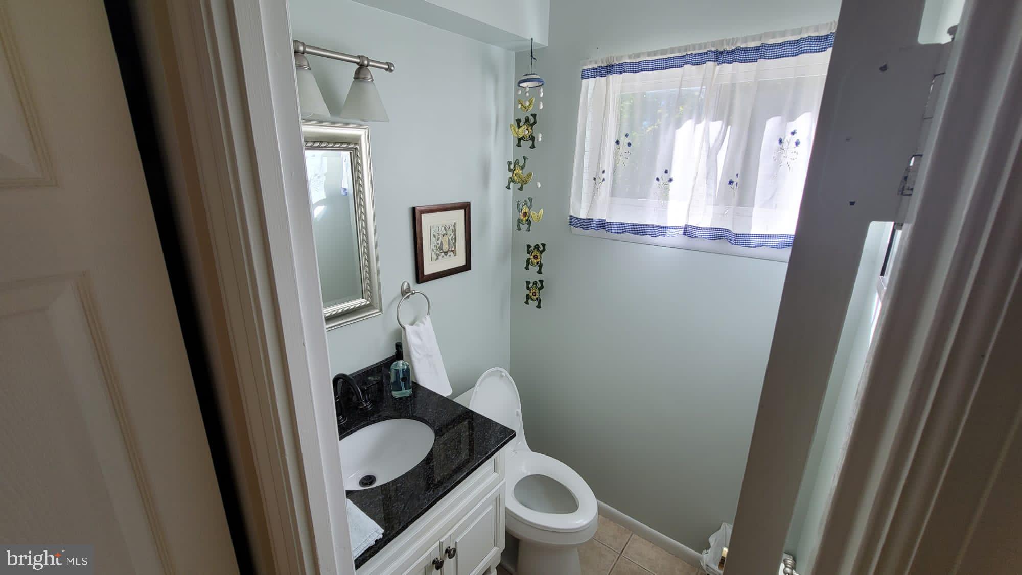 513 Cannon Road Silver Spring, MD 20904 - Photo 7 of 35