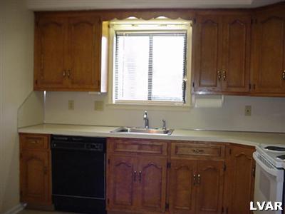 885 Cold Spring Road, Unit 2 Allentown, PA 18103 - Photo 10 of 13 Gallery Image 10