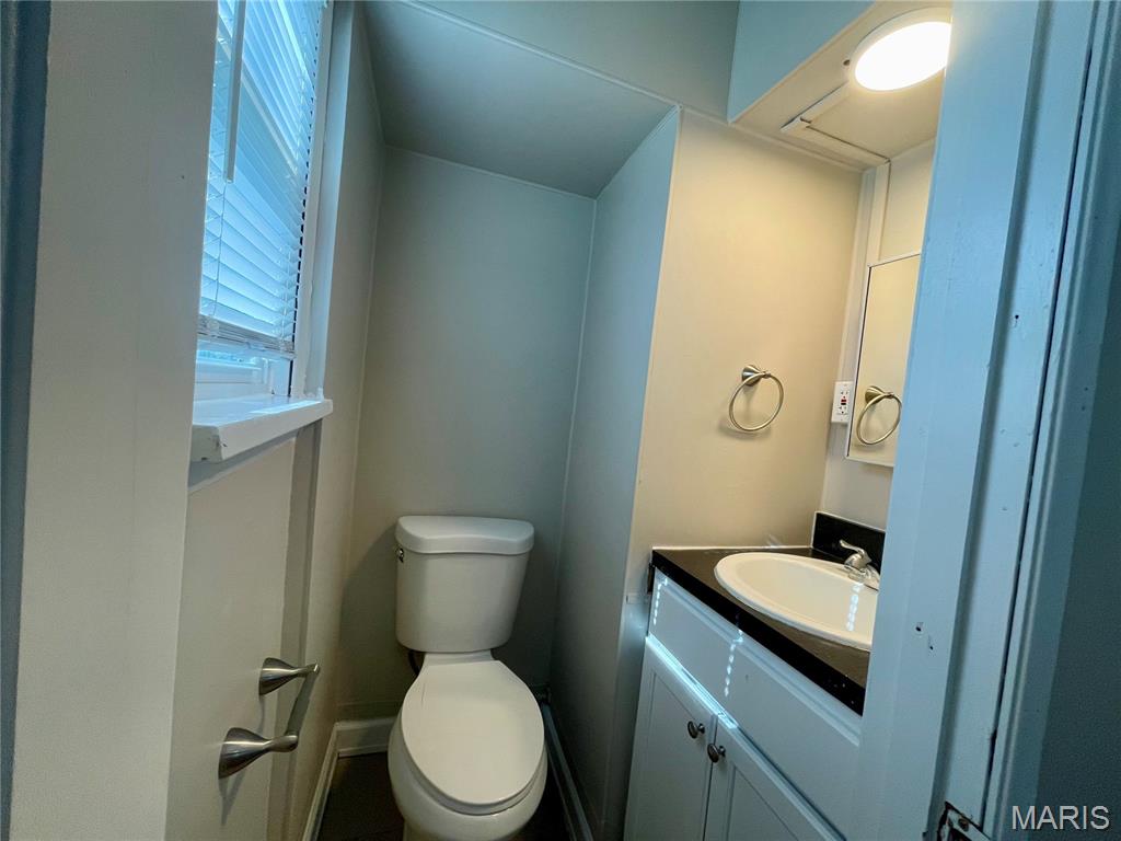 4224 Ashby Road St. Ann, MO 63074 - Photo 12 of 17