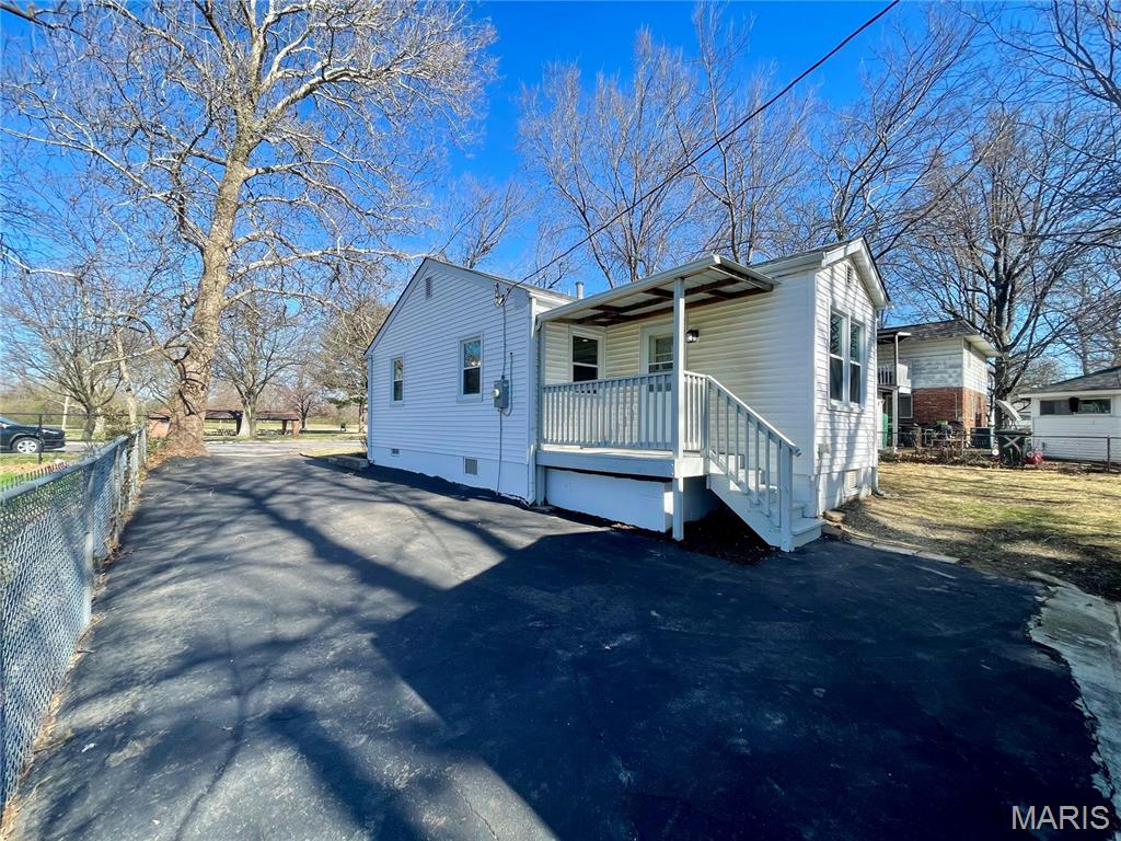 4224 Ashby Road St. Ann, MO 63074 - Photo 16 of 17