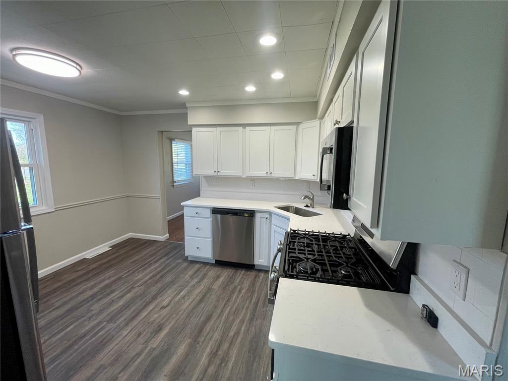 4224 Ashby Road St. Ann, MO 63074 - Photo 5 of 17