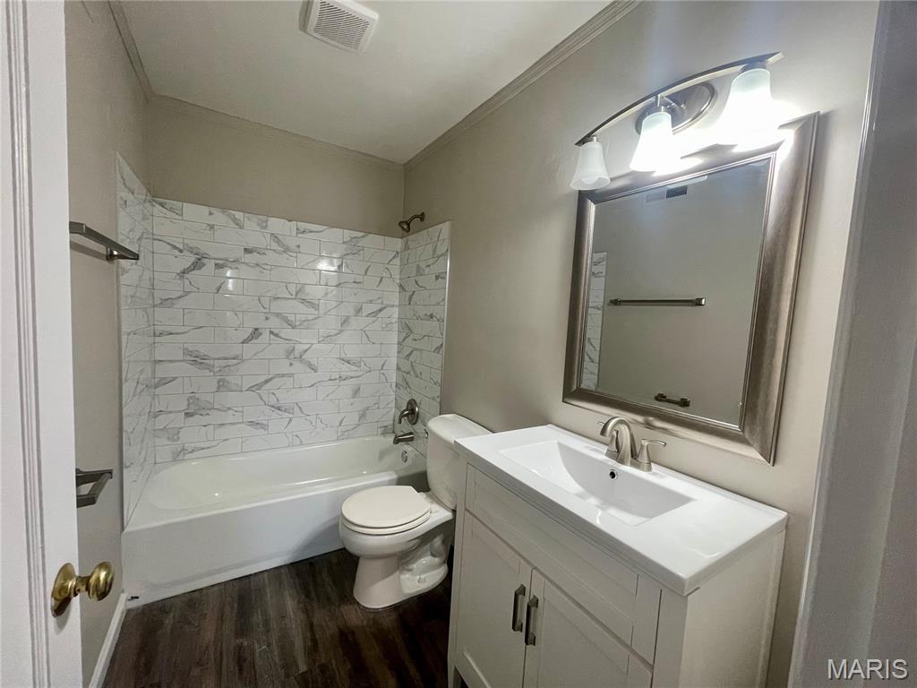 4224 Ashby Road St. Ann, MO 63074 - Photo 9 of 17