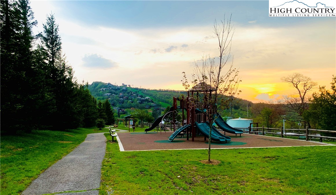 301 Pinnacle Inn Road, Unit 4305 Beech Mountain, NC 28604 - Photo 43 of 49