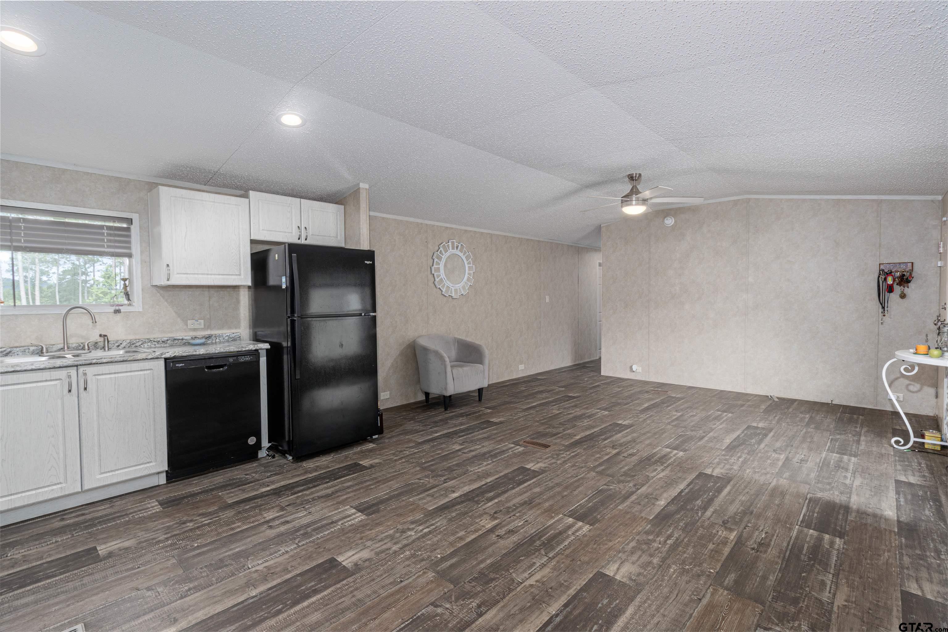 6446 Farm To Market Road 752 Rusk, TX 75785 - Photo 10 of 25