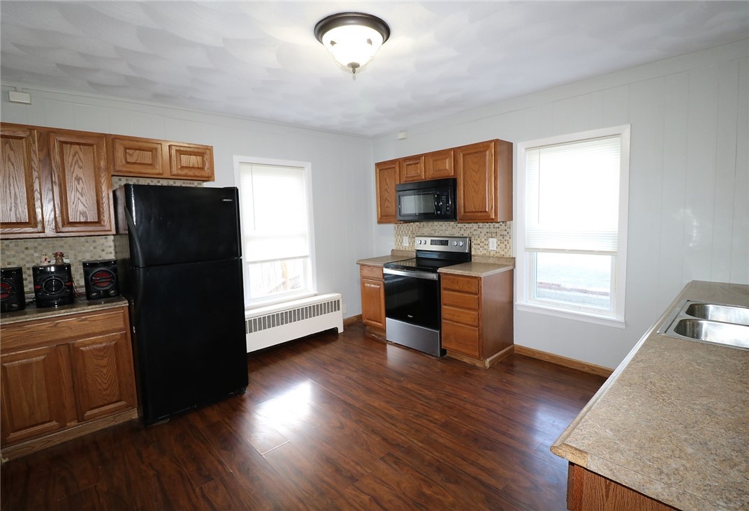 72 Mowry Street Woonsocket, RI 02895 - Photo 6 of 50 Unit 1 Kitchen