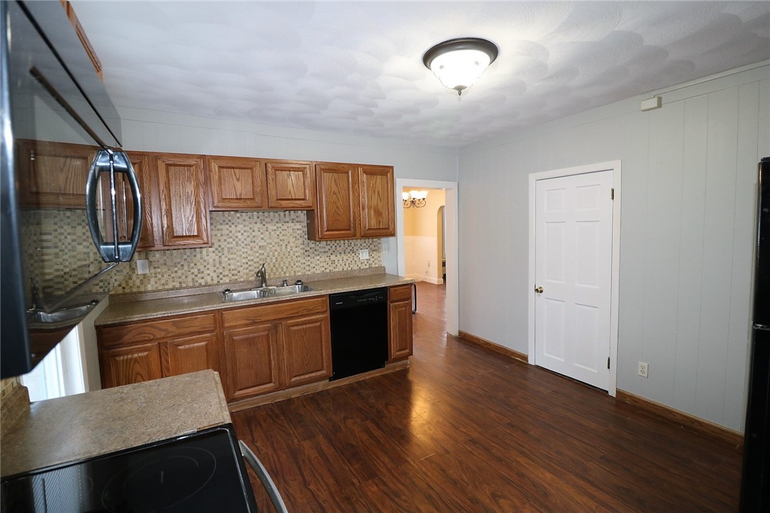 72 Mowry Street Woonsocket, RI 02895 - Photo 9 of 50 Unit 1 Kitchen