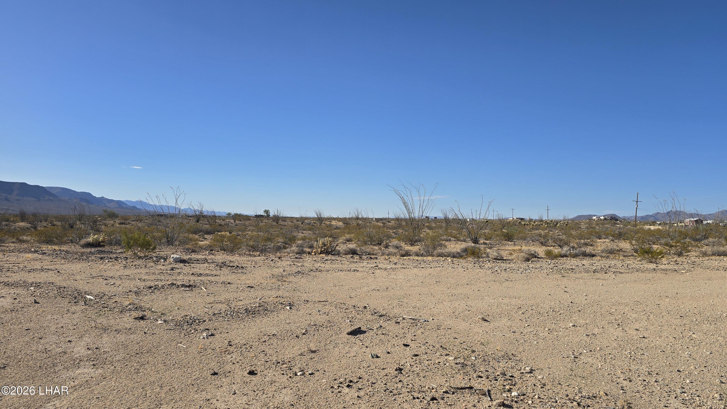 14279 Anegam Road Yucca, AZ 86438 - Photo 34 of 38