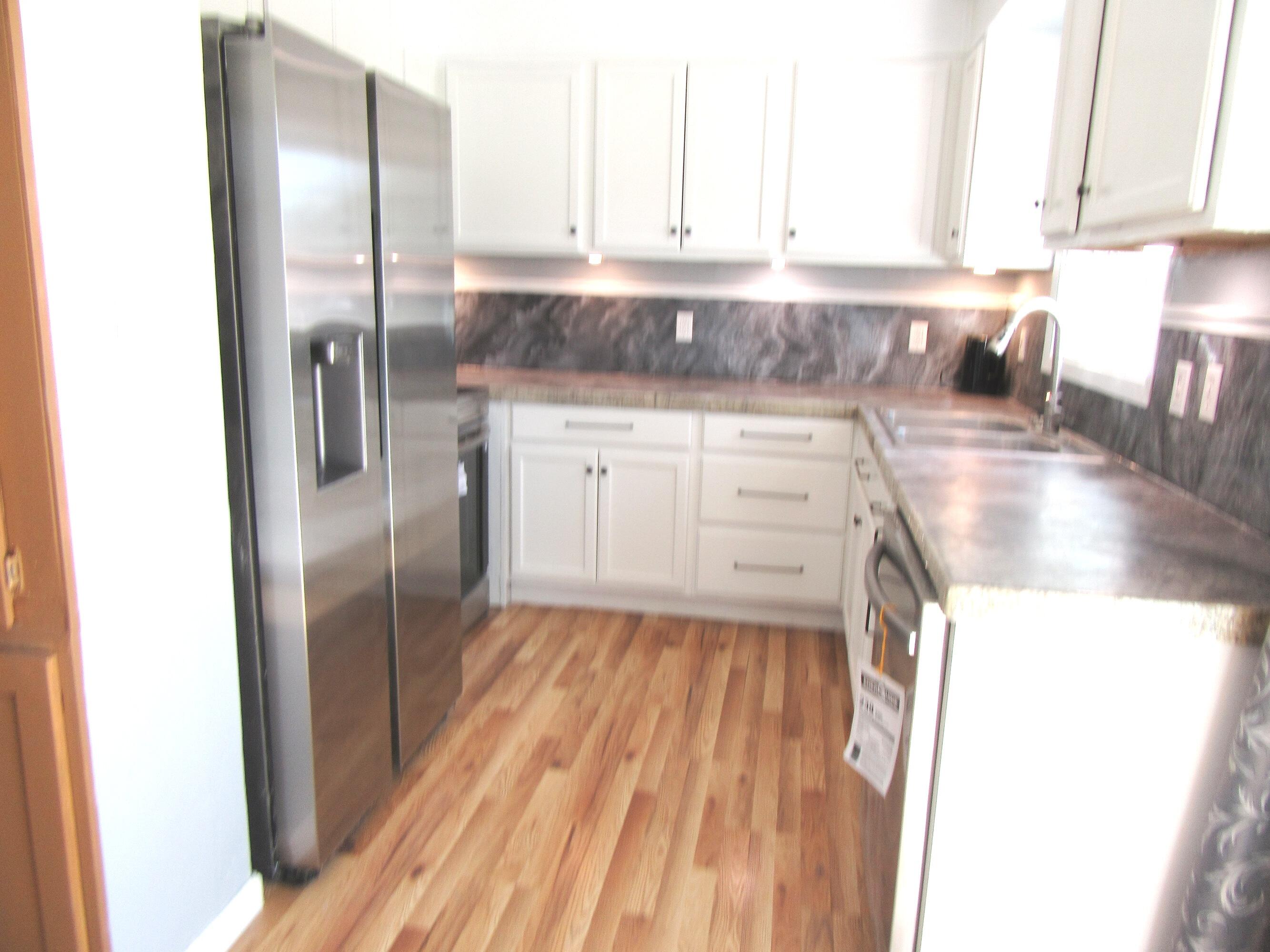 907 West 3rd Street Alturas, CA 96101 - Photo 7 of 32 Kitchen 2