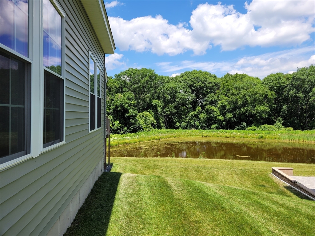 13 Walnut Way, Unit 13 Hopkinton, MA 01748 - Photo 31 of 32