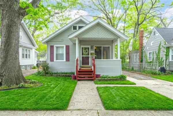 $180,000 | 220 Farmdale Street, Ferndale, MI 48220